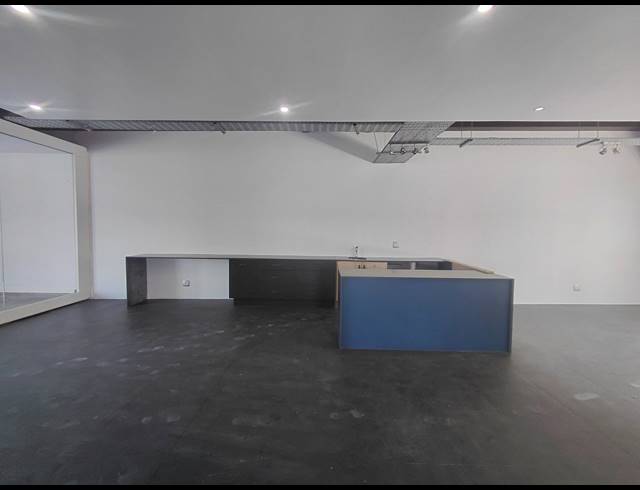 287M² OFFICE TO LET IN MAGALIESSIG